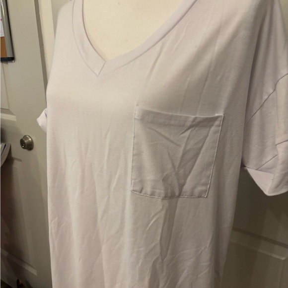 Basic white v-neck tee soft comfy classic size XL - Picture 6 of 11